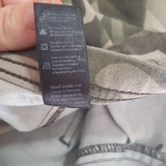 G 21 Camouflage Mid Rise Skinny Pants size M - Picture 10 of 10